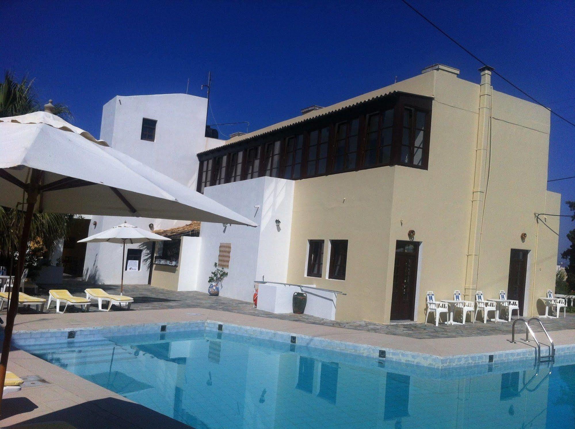 Porfyris Hotel Mandrákion Esterno foto